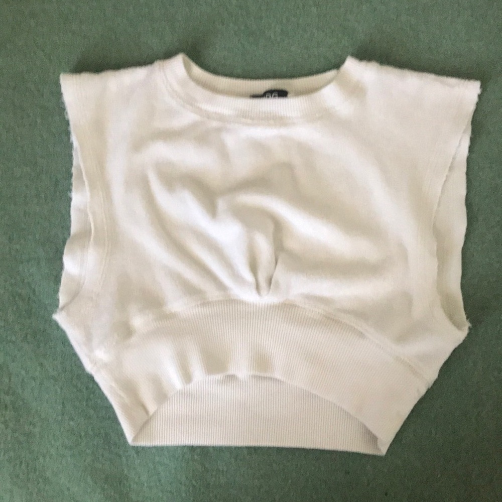 White terry cloth sleeveless crop